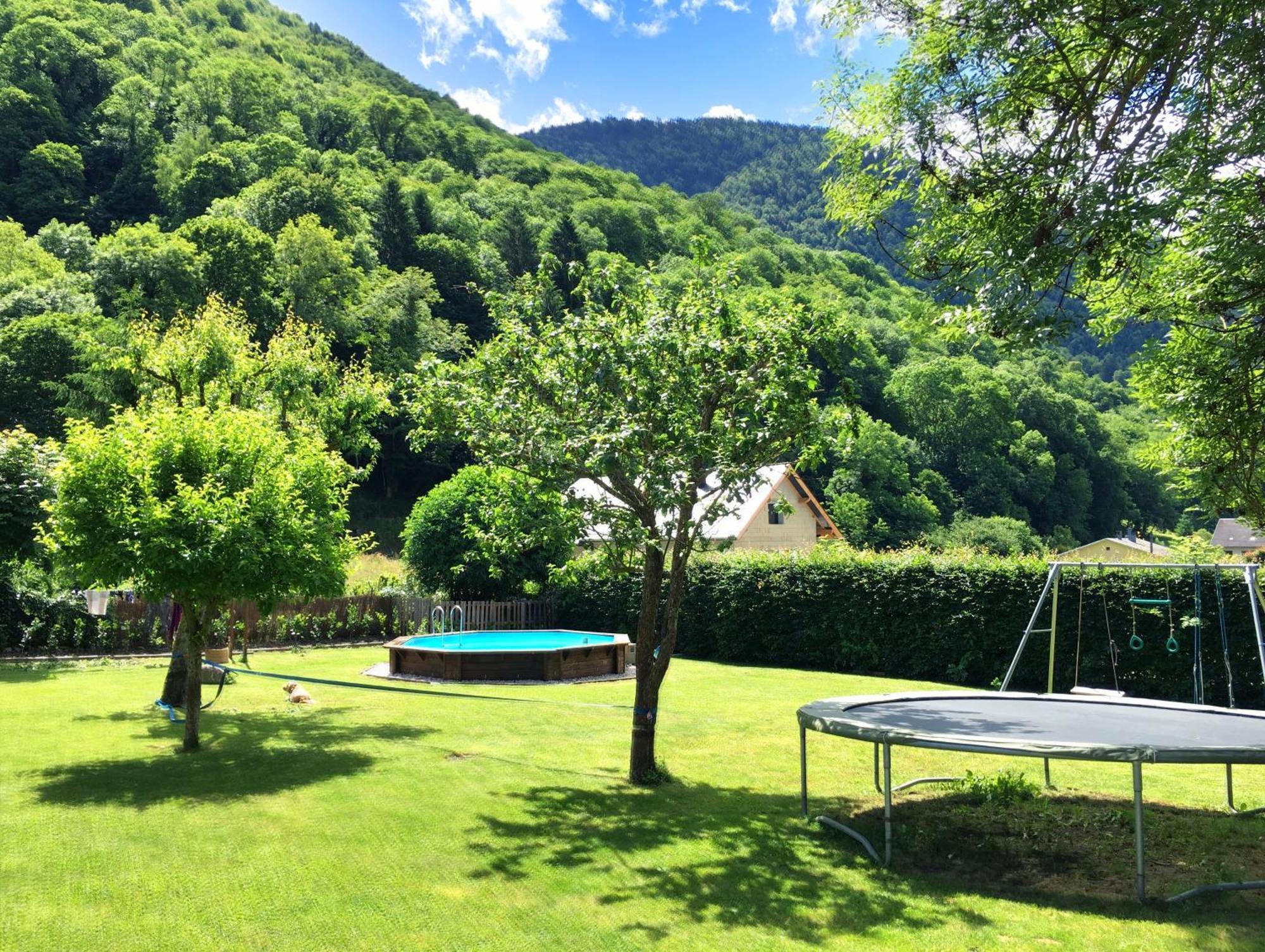 Bed and Breakfast Papilio Montauban-de-Luchon Экстерьер фото